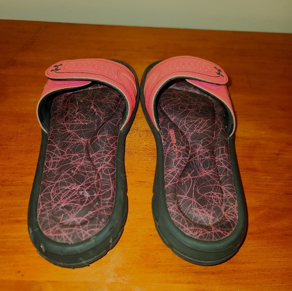 Under Armour 4D Foam Slides Sandals Size 8 Pink - Picture 6 of 6